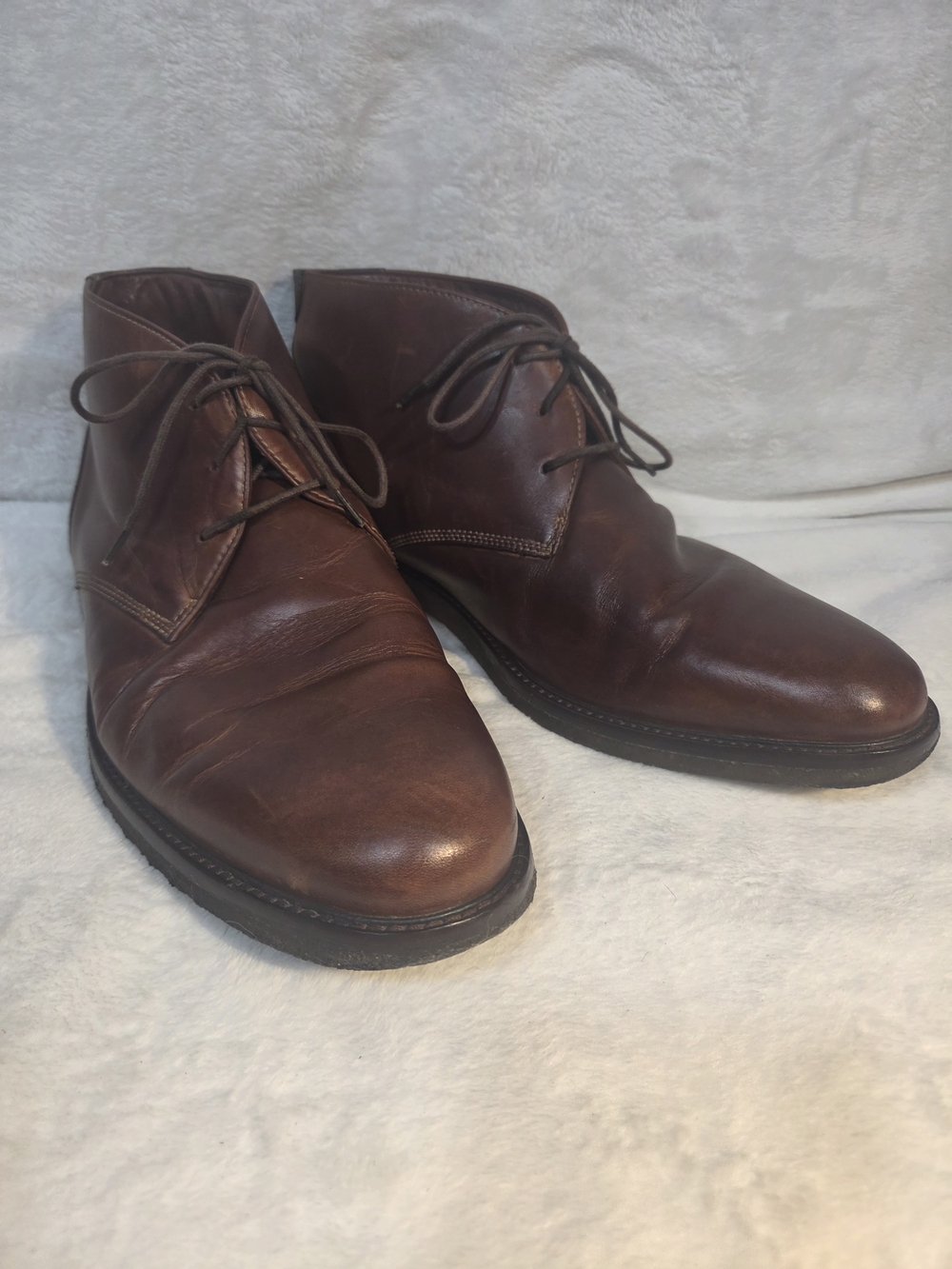 Johnston & Murphy Men's Brown Leather Chukka Boots